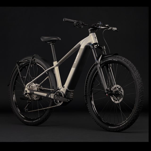 CUBE Reaction Hybrid ONE 720 FE 2027 sähköpyörä